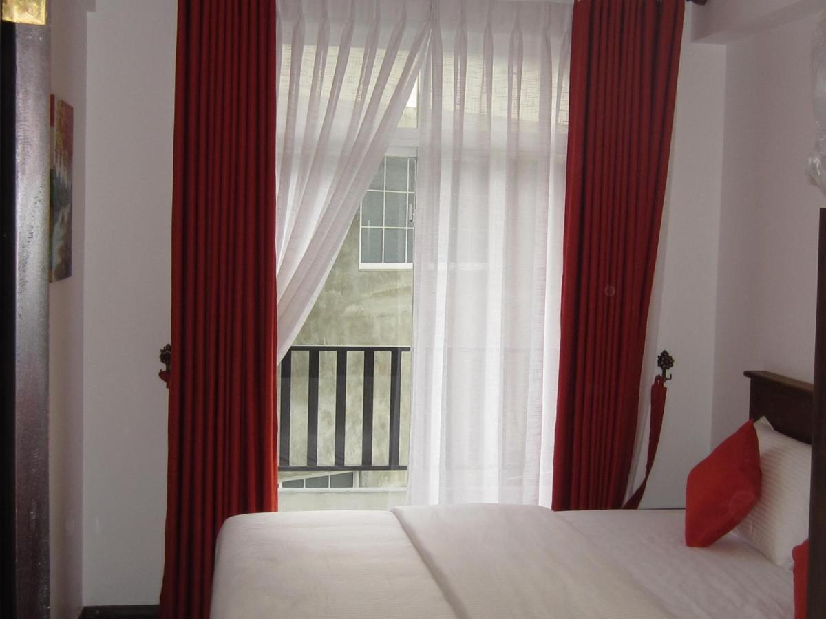 Chanya Luxury Apartment, S 31, Lake View Residencies 努沃勒埃利耶 外观 照片
